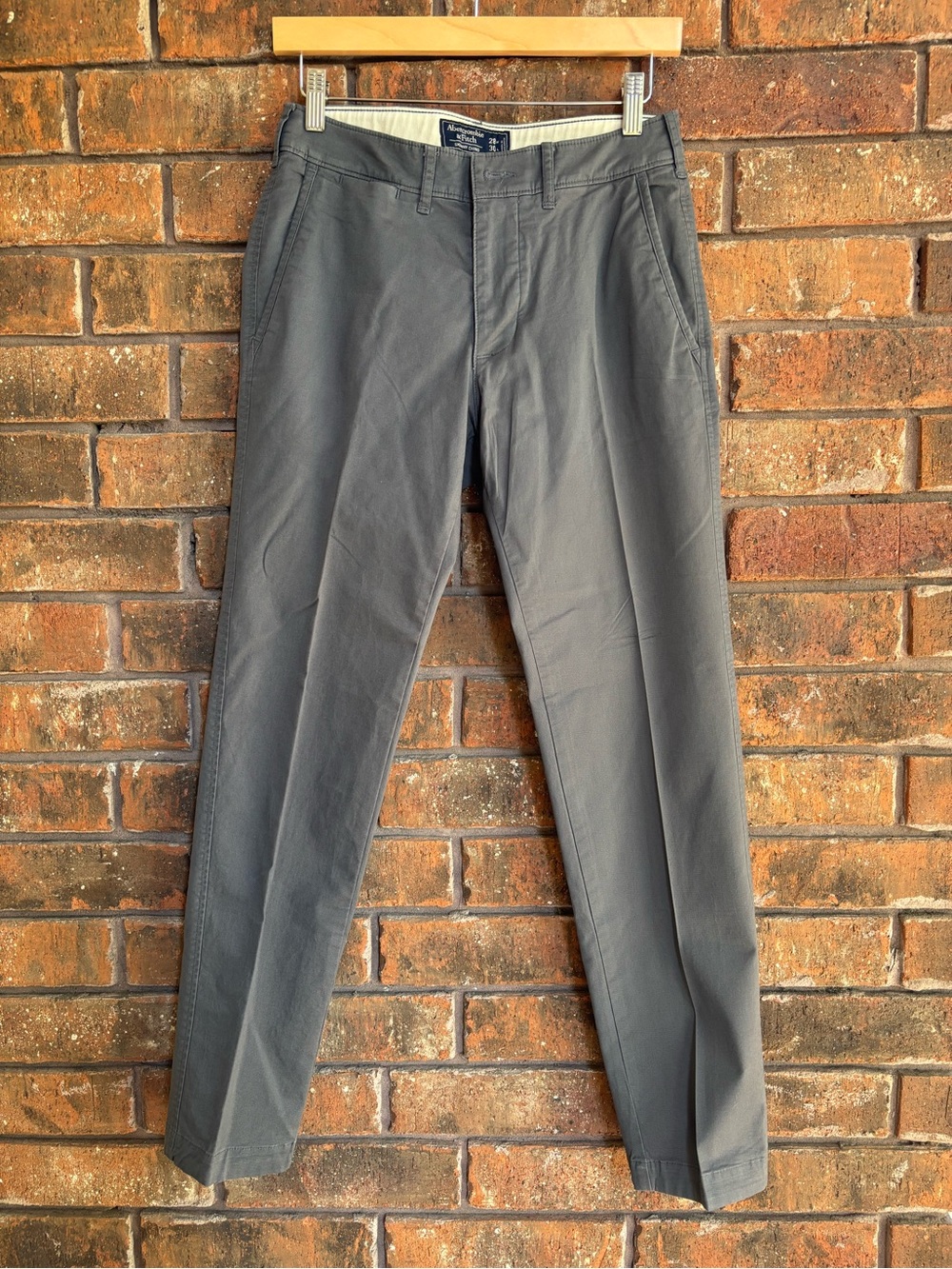 Abercrombie & Fitch Men's Charcoal Gray Chinos